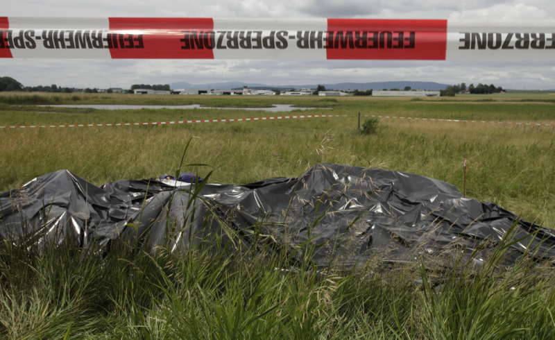 Illustration for article titled Goodyear Blimp Crash Aftermath Photos